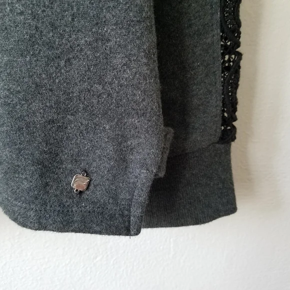 Open to Offers 😊 Fabletics Maura Open Back Sweatshirt Small - Picture 6 of 10